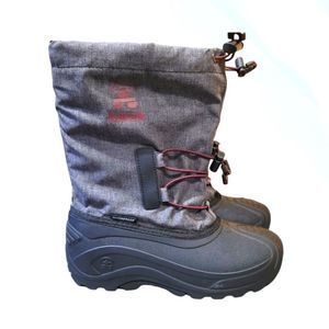 NWOT Kamik snow boots size 6